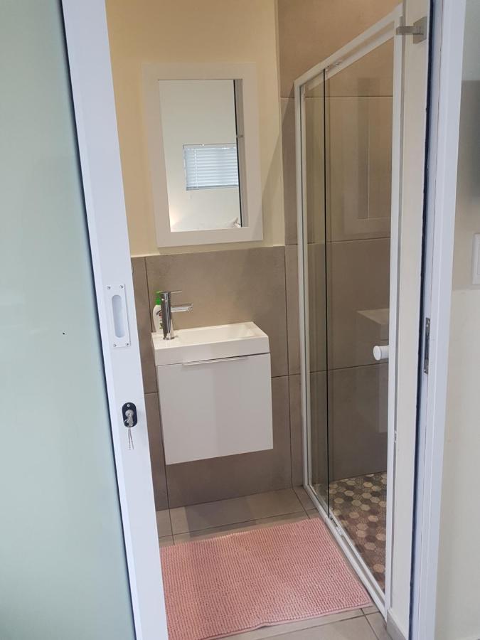 Sharon'S House: Modern Self-Catering Rooms كيب تاون المظهر الخارجي الصورة