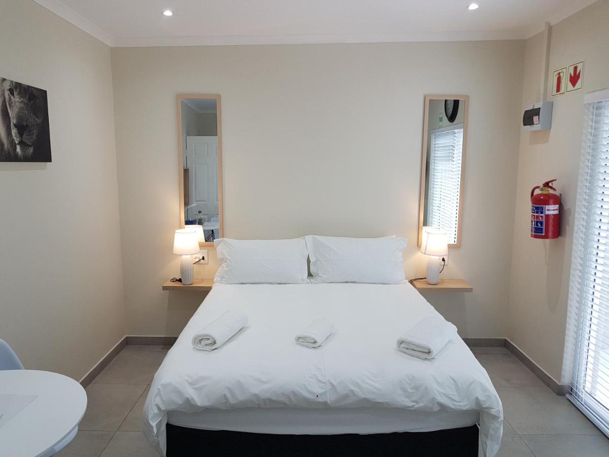 Sharon'S House: Modern Self-Catering Rooms كيب تاون المظهر الخارجي الصورة